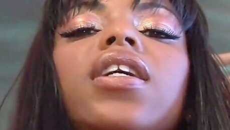 Black Girl Shows Off Her Pussy Lips And Gets Banged By A Long Dong