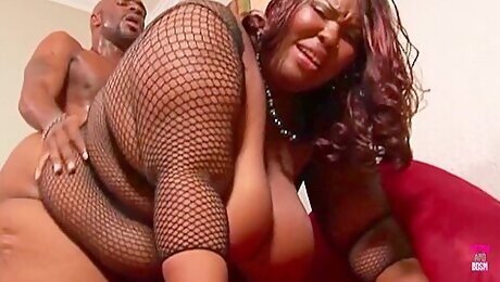 Busty Black Woman Receives Long Shaft In Cowgirl Position While Moaning Loudly
