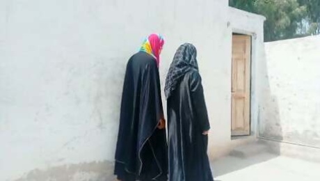 2 Muslim College Girls In Hijabs Have Sex With Hard Big Black Dicks