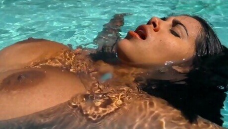 Big tits Latina babe Yorgelis pleasure swimming