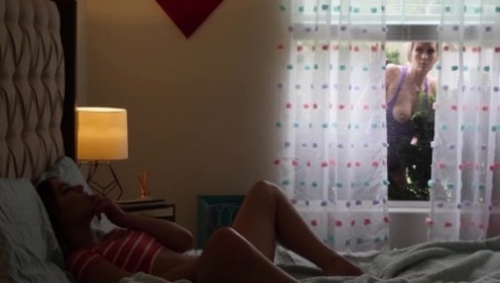 Kenzie Madison Fucks Her Lesbian Stalker - GirlfriendsFilms