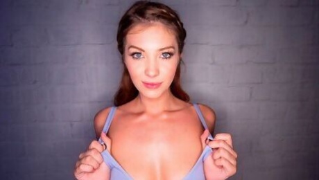 Big-bottomed angel Leah Winters is enjoying intensive dick-riding