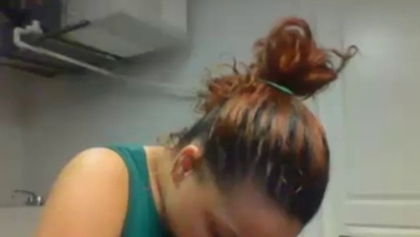 ebony flashes her body on webcam