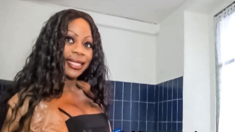 Hot ebony housewife banged in kitchen